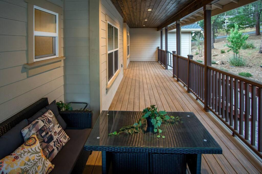 Lakeside Retreat: Pine Mountain Luxury Near Yosemite Groveland Exterior photo