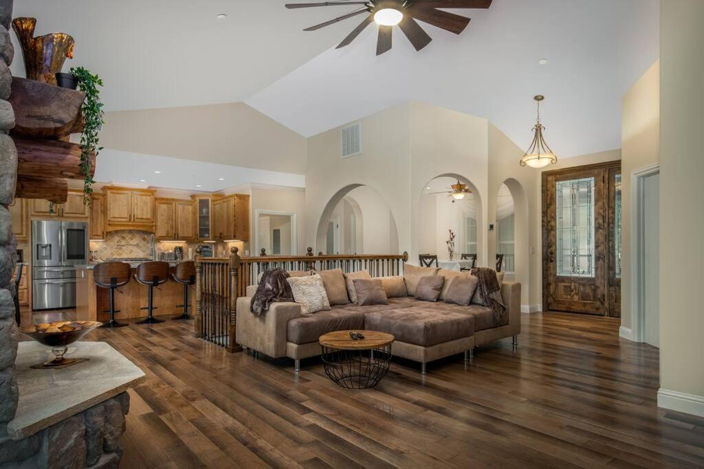 Lakeside Retreat: Pine Mountain Luxury Near Yosemite Groveland Exterior photo